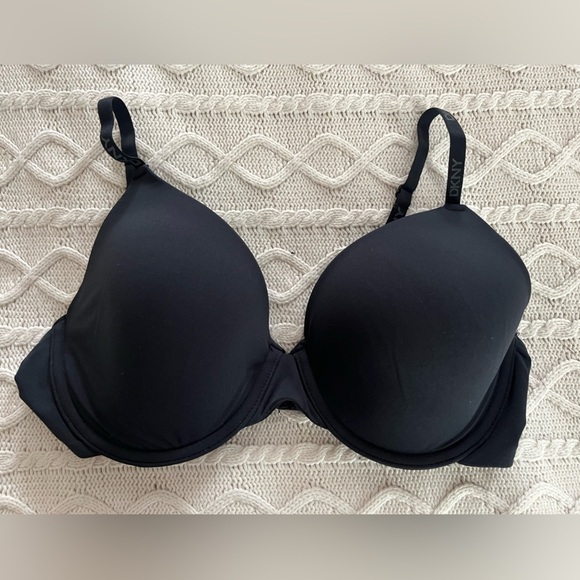 New! DKNY Women's Black Bra size 36C adjustable with some padding - Picture 10 of 10